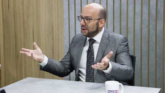 Advogado criminalista Eduardo Mahon classifica como “aberração” decisão de Gilmar Mendes sobre impeachment de ministros