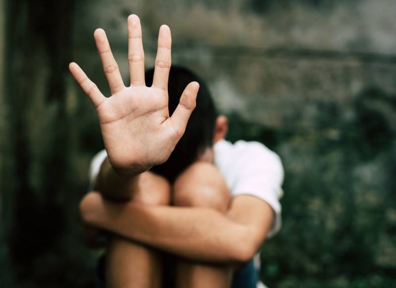 Menino de 9 anos denuncia estupro cometido por colegas dentro de escola pública em Cuiabá