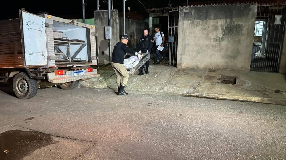 Idosa cai no quintal e morre após ataque de cachorro 