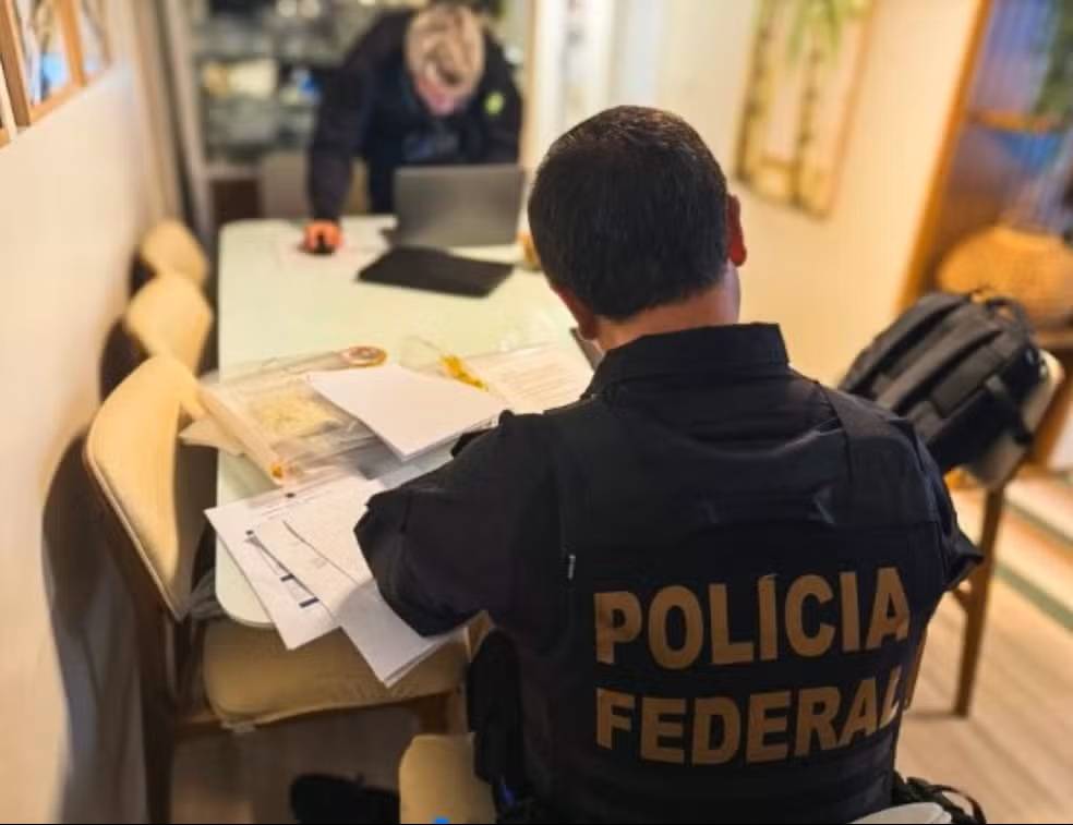 Banco Master: PF faz buscas em endereços de Daniel Vorcaro e parentes dele