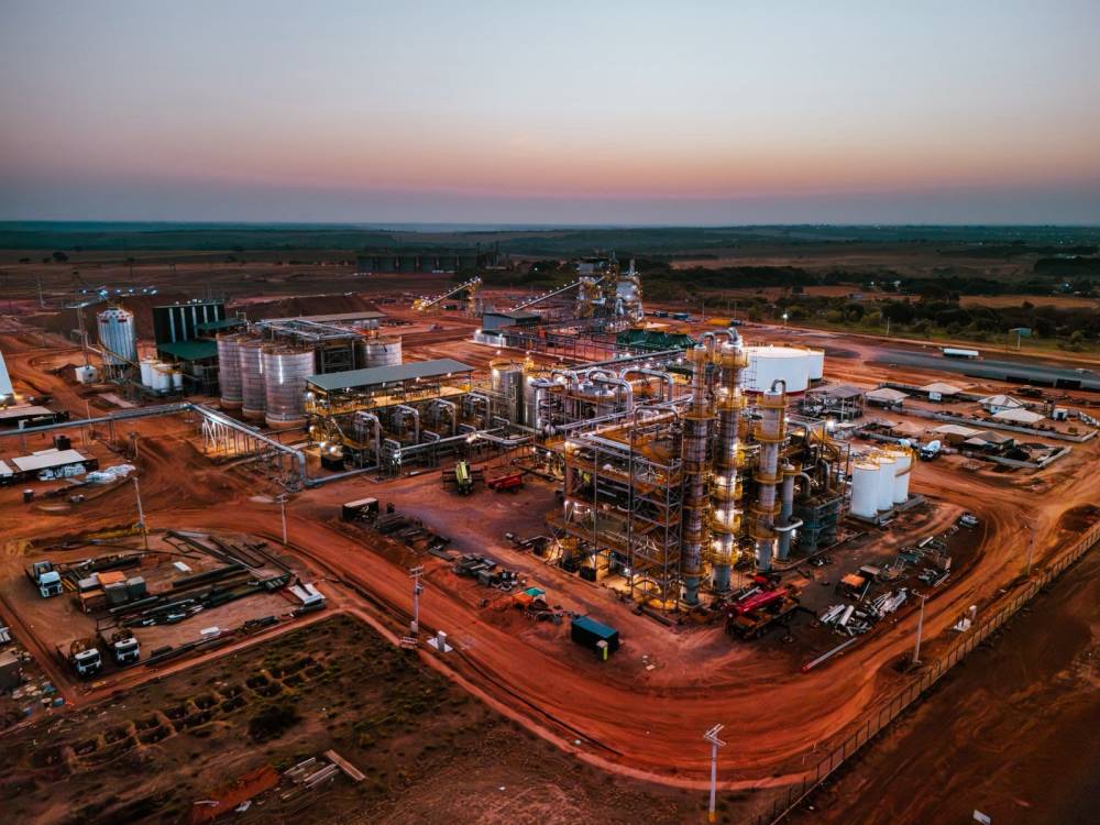 Usina pioneira no Araguaia mato-grossense inicia produção de etanol, farelos e óleo de milho em Canarana