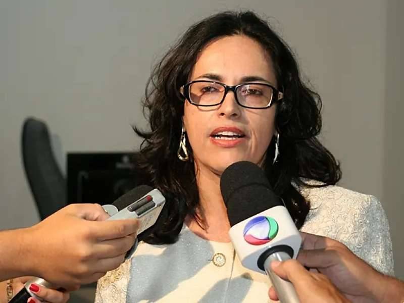 Juíza suspeita de favorecer marido acusado de feminicídio continua afastada por decisão do TJMT