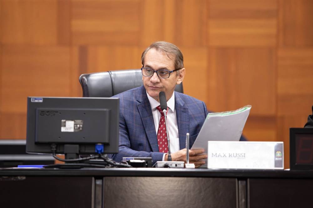 Wilson Santos pede esclarecimentos sobre contrato de R$ 10,6 milhões para gestão do MAMT
