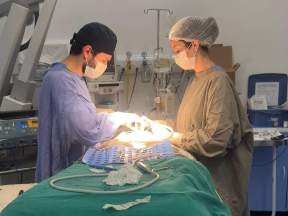 Hospital Estadual Santa Casa promove cirurgia inédita pelo Estado para alongamento da mandíbula em criança