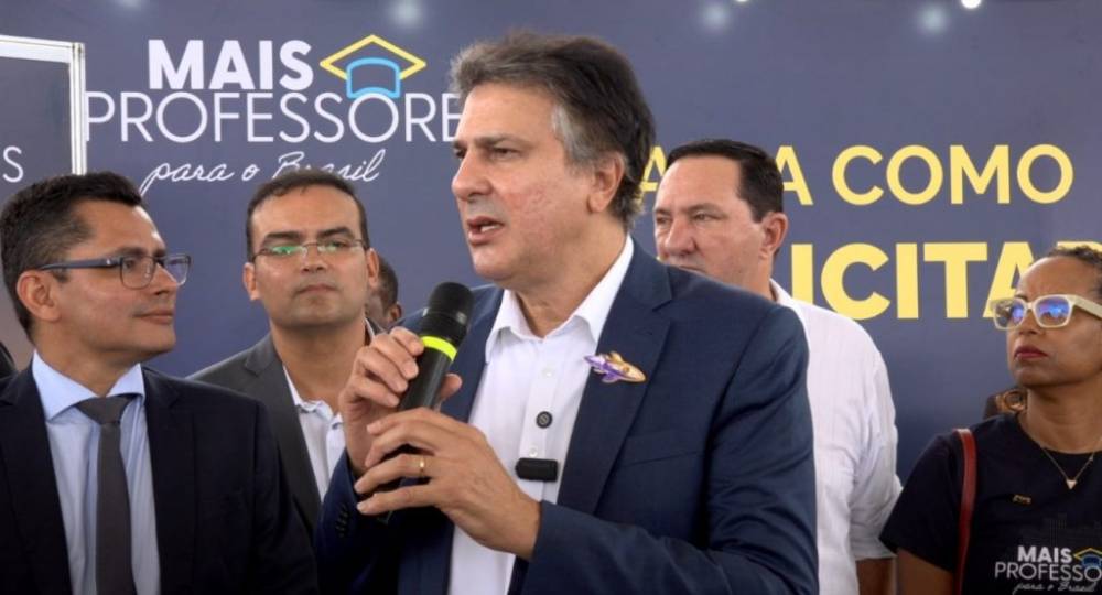 Não podemos aceitar que um profissional de saúde seja mal formado, diz ministro sobre nota baixa das faculdades de medicina