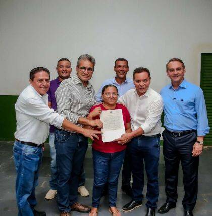 Regularização fundiária avança em Cuiabá com entrega gratuita de escrituras definitivas