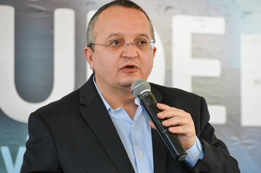Pedro Taques  retira vídeos que falava sobre Mauro Mendes e o filho atendendo a Justiça