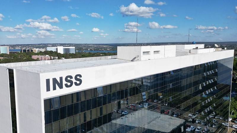 Aposentados ganham mais 90 dias para contestar descontos irregulares no INSS