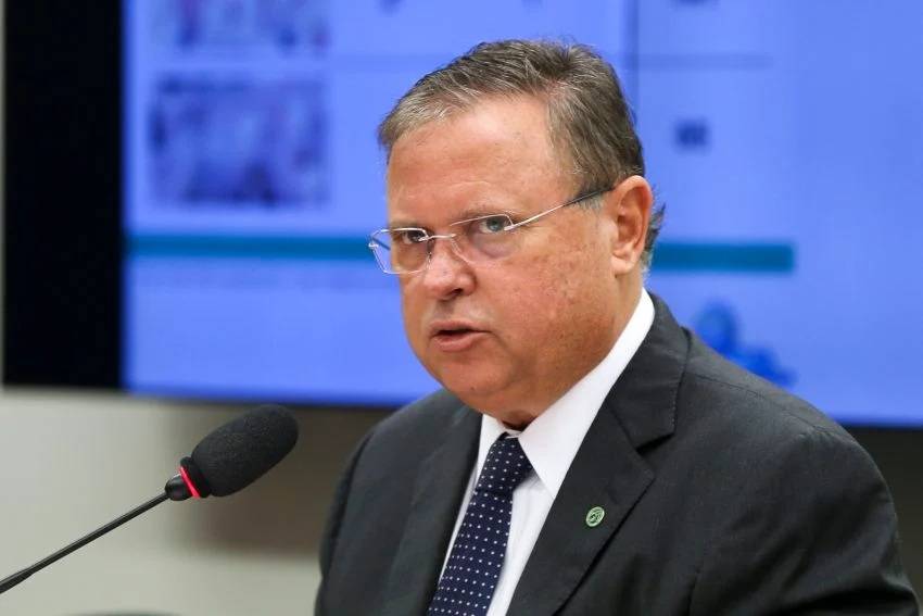 Blairo alerta para riscos e defende a união de Jayme, Pivetta e Mauro