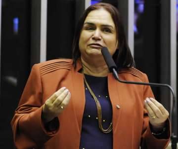 Rosa Neide afirma que dobradinha Taques-Fávaro ainda tem que ser discutido