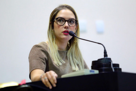 SOB SUSPEITA: Contas de campanha de Janaina Riva é alvo do MP que pede à Justiça Eleitoral para não aprovar