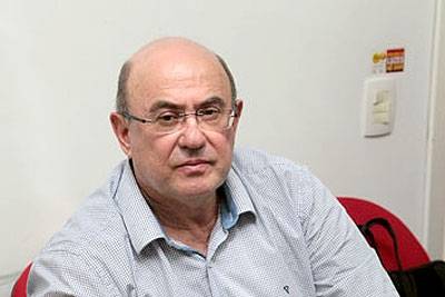 Riva aciona Pedro Taques na Justiça por danos morais em relação ao VLT