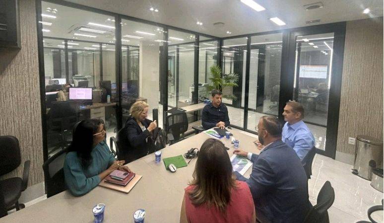 Secretaria de Saúde se compromete atender demandas da UNEMAT 