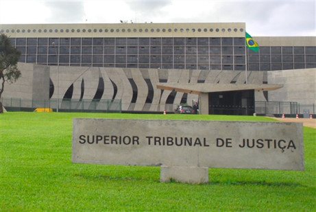 STJ nega habeas corpus para evitar prisão de Lula