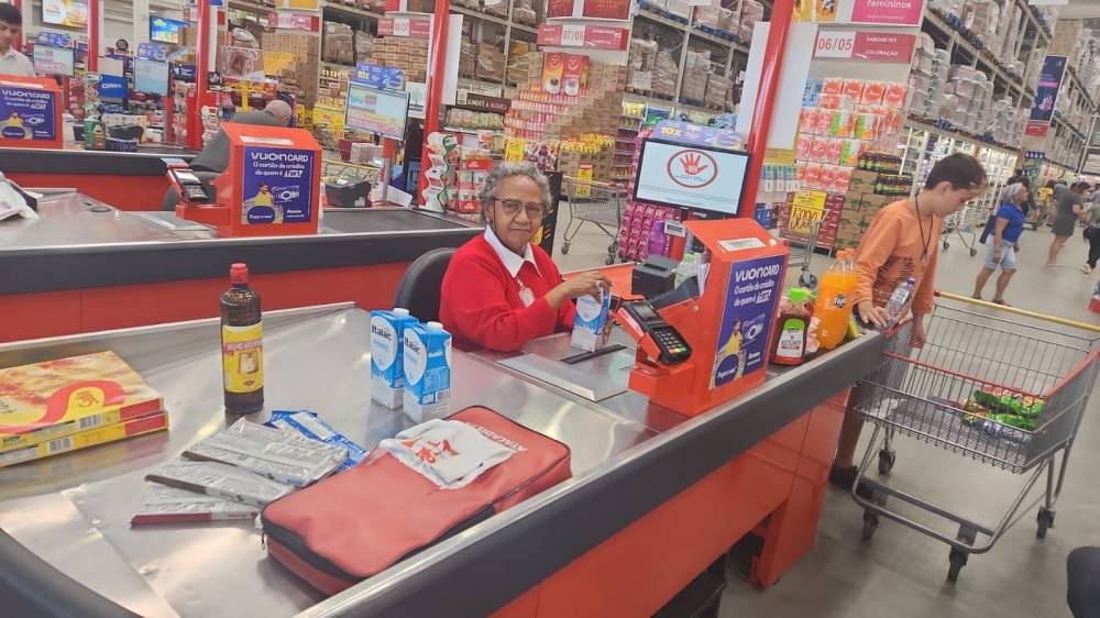 Grupo Pereira promove semana de contratação exclusiva para pessoas com mais de 50 anos