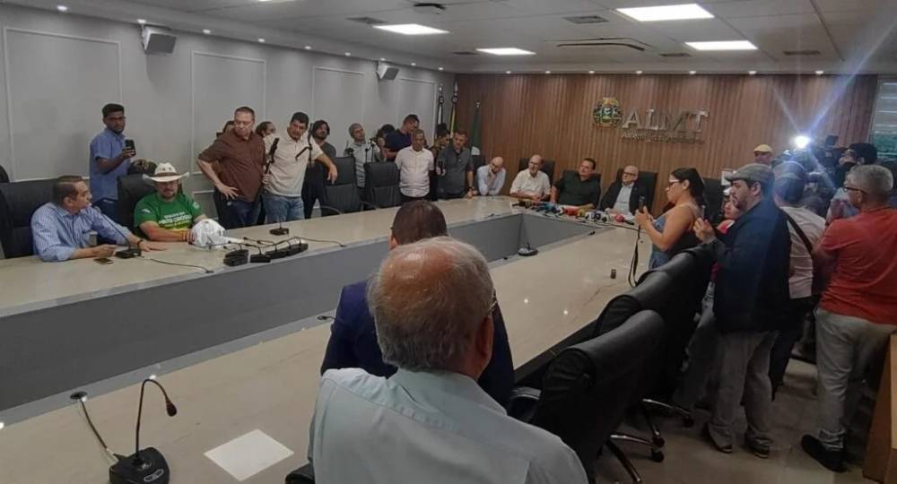 Wilson Santos afirma que Samu não será extinto e defende ampliação do serviço em MT