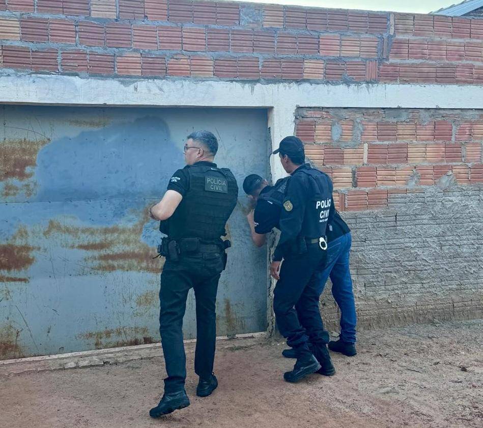 Polícia cumpre mandados em Cuiabá e Cáceres contra grupo envolvido em movimentação milionária resultante de tráfico de drogas