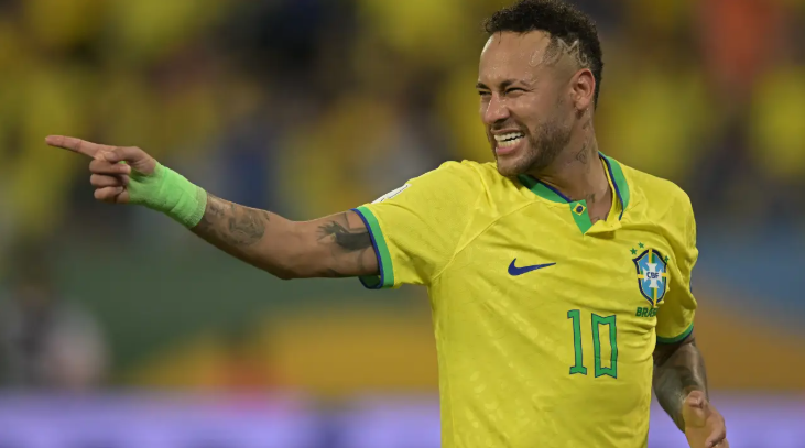 Neymar sofre lesão na panturrilha, desfalca amistosos e pode perder estreia do Brasil na Copa