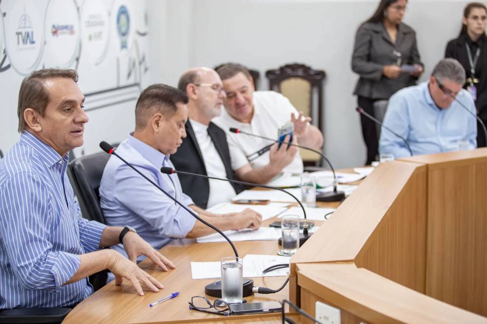 Wilson Santos sugere projeto para barrar esgoto e lixo nos rios e cursos d água em MT