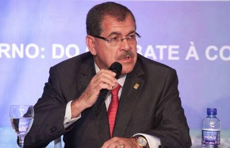 Ministro do STJ manda citar ex-governador de MT em ação por propina de R$ 22 milhões do VLT