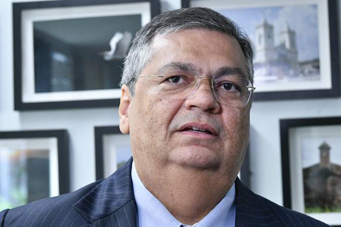 Flávio Dino decide convocar audiência de conciliação para discutir disputa entre MT e PA