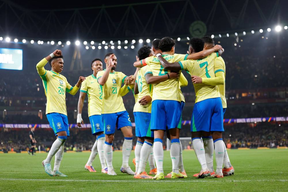 Brasil estreia na Copa do Mundo após ciclo de preparação tumultuado