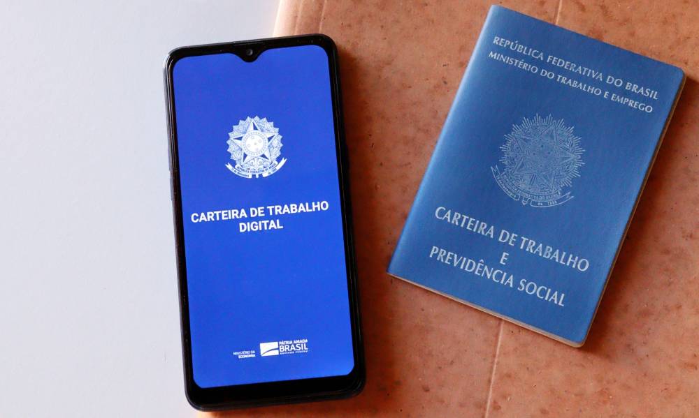 Desemprego cai, mas profissionais ainda enfrentam obstáculos para voltar ao mercado