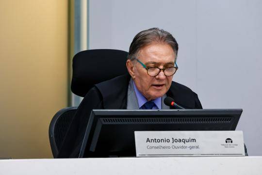 Conselheiro Antônio Joaquim pede intervenção imediata no DAE de VG