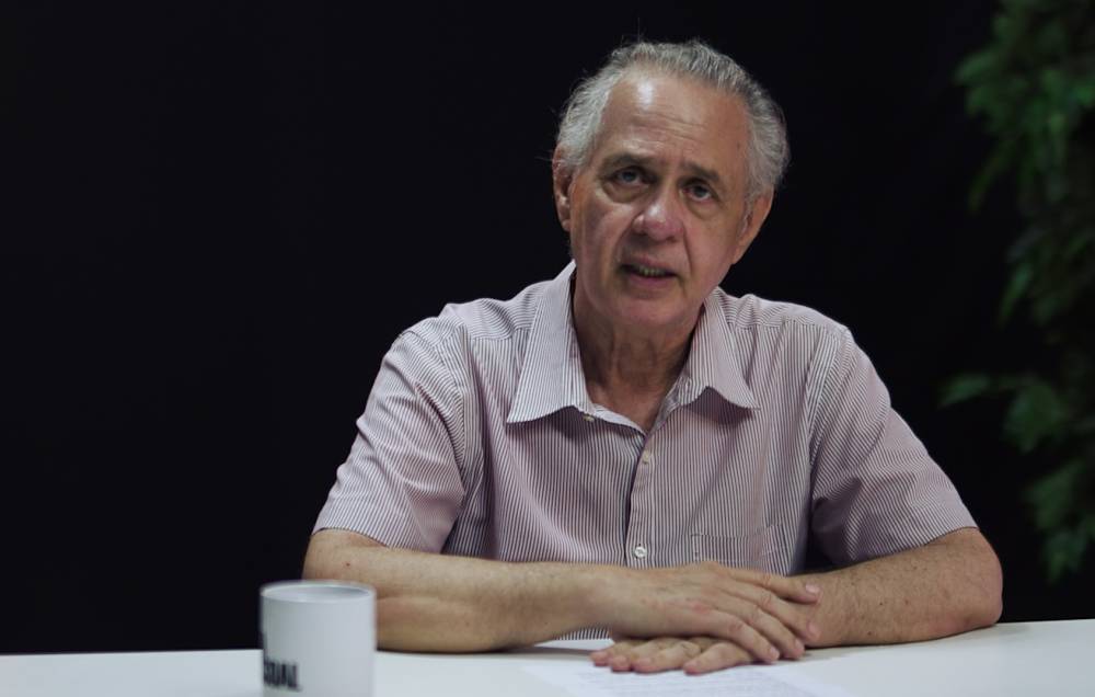 Justiça dá 24 horas para que Antero remova publicações que atacam a honra de Mauro Mendes e sua família