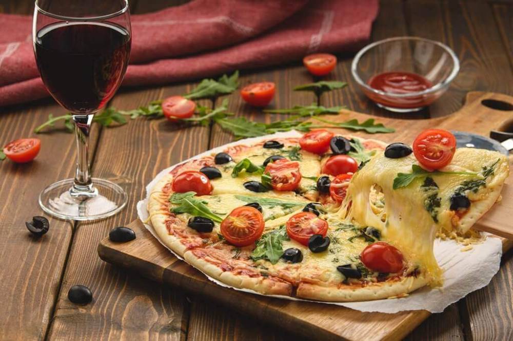 Dia da Pizza: confira os ingredientes que estão transformando a pizza dos brasileiros