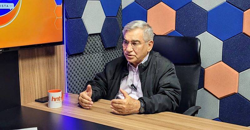 Ex-ministro Gilberto Carvalho reafirma que Federação Brasil da Esperança seguirá com Natasha Slhessarenko 