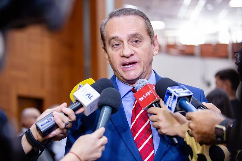 Wilson Santos alega falta de provas em denúncia anônima sobre verba indenizatória