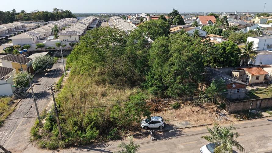 Prefeitura de Cuiabá está usando drones para fiscalizar terrenos baldios