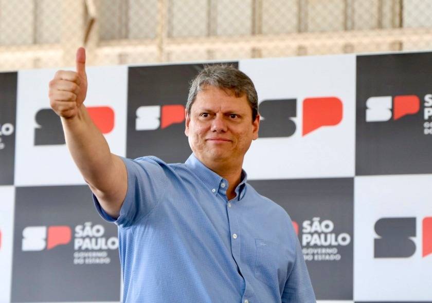 Tarcisio de Freitas pede  voto para Pivetta em Mato Grosso