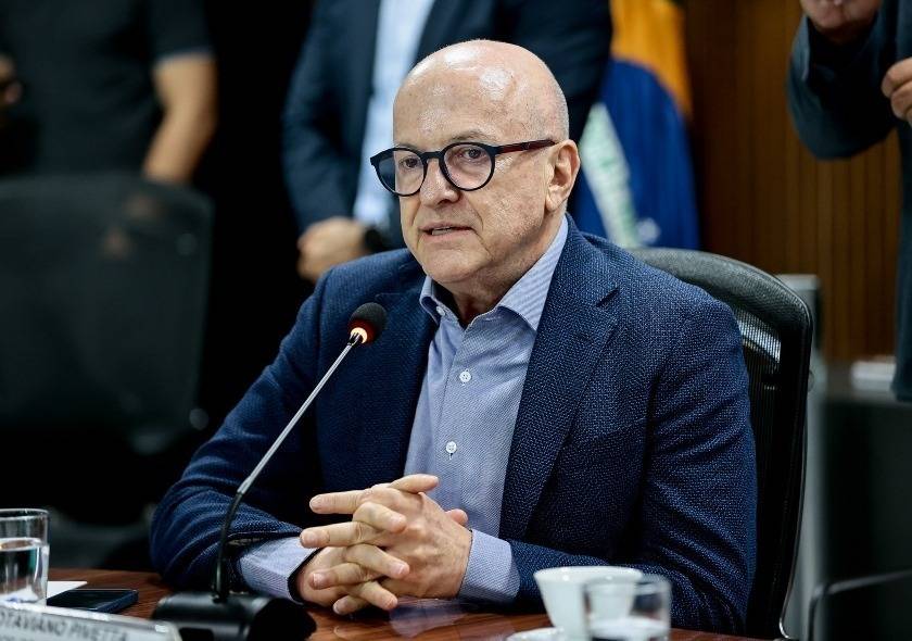 Pivetta lidera isolado com 40,8% das intenções de voto, aponta Paraná Pesquisas
