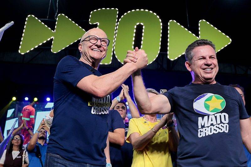Pedro Taques aciona Justiça Eleitoral contra Mauro e Pivetta por gastos com publicidade superior ao teto