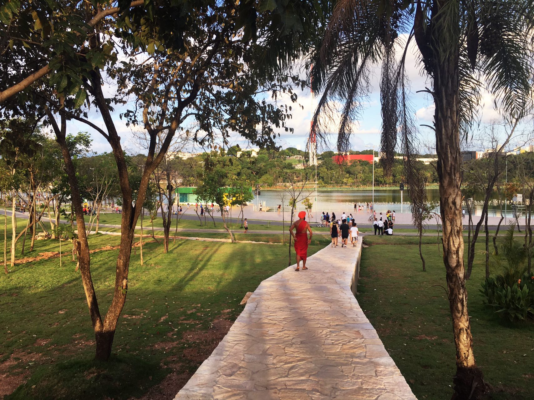 Parque das Águas segue recebendo dejetos de pelo menos 15 repartições públicas e um prédio particular