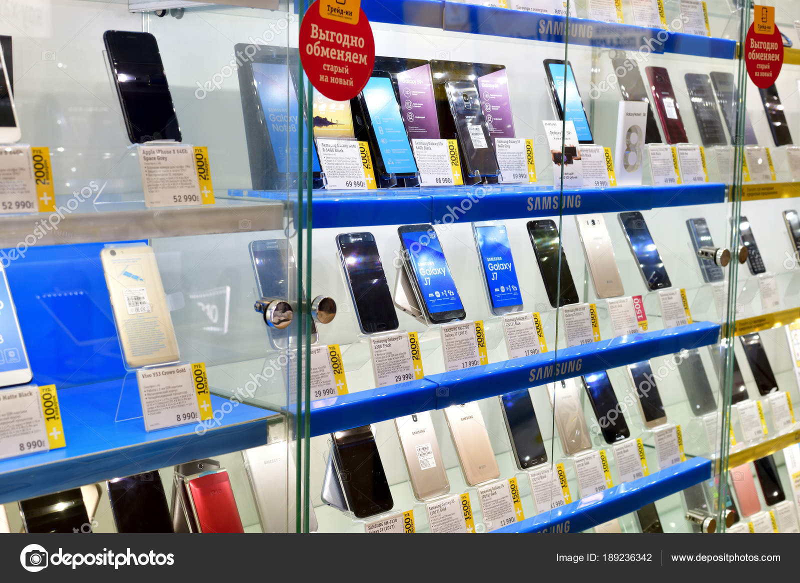 Assédio moral e pressão psicológica em vendedores de celulares leva Justiça a condenar rede de lojas por cobrança abusiva de metas