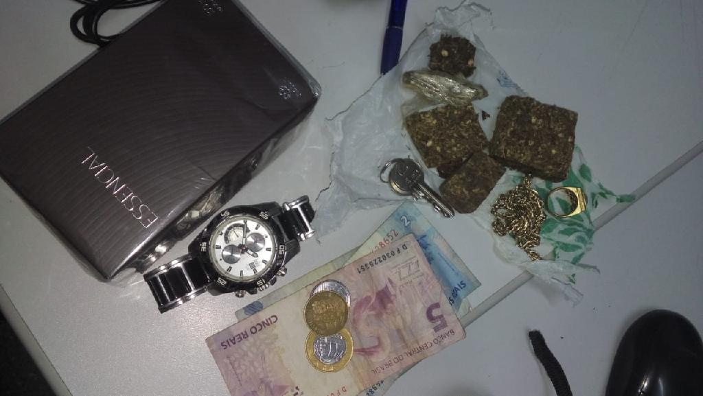 Seis são presos por tráfico de drogas em bairros de Cuiabá