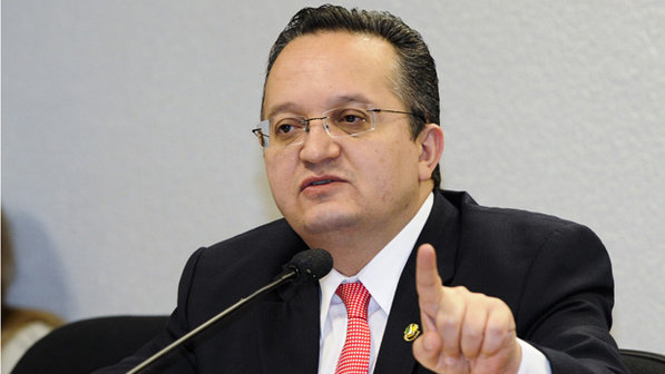 Em Brasilia, governador Pedro Taques cobra emendas da Saúde e busca apoio para a renegociação de dívida de MT