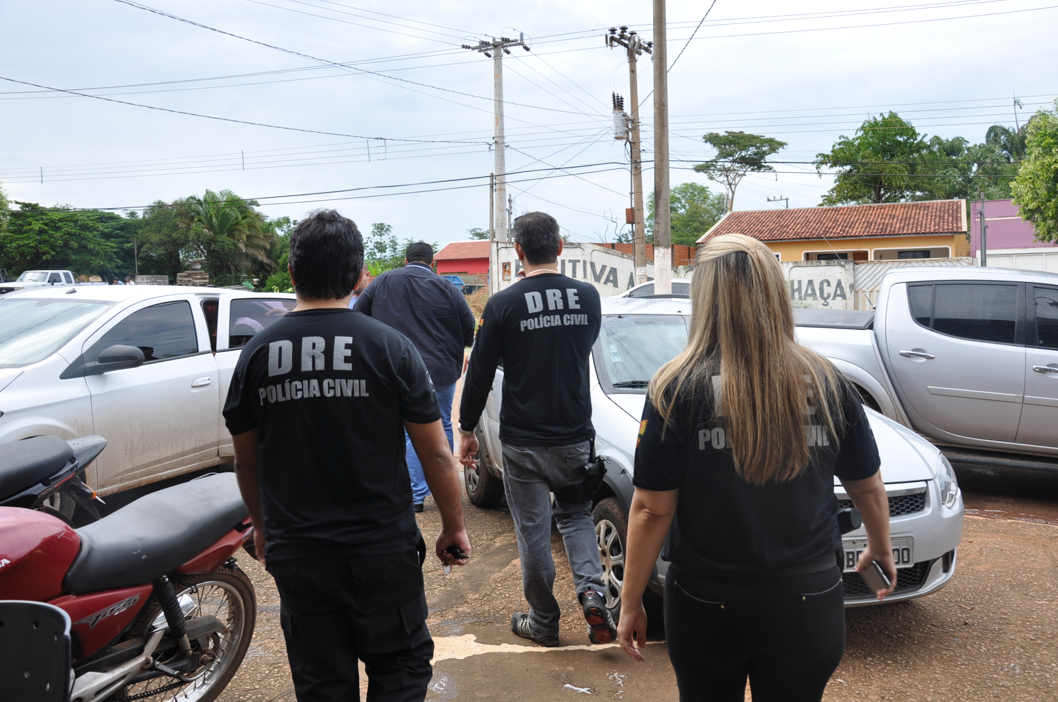  Mais de 300 quilos de drogas e 28 veículos apreendidos com 80 traficantes