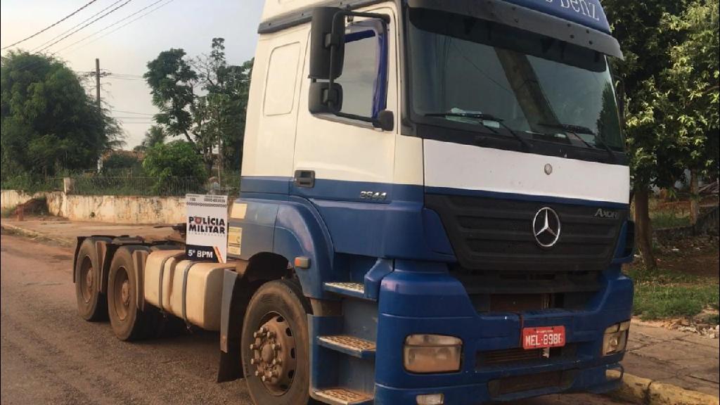 Recuperados carros, motos e um  caminhão em várias cidades