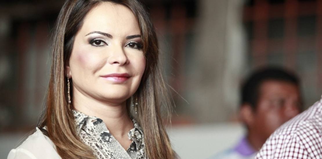  Vírginia Mendes, madrinha de associação de apoio à adoção participa de solenidade em  Cuiabá