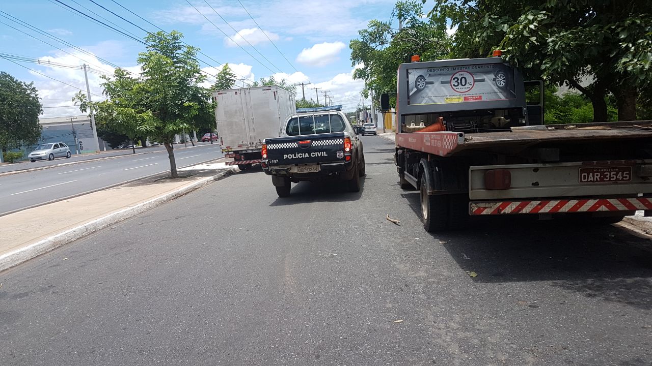  Caminhões roubados de transportadora são recuperados