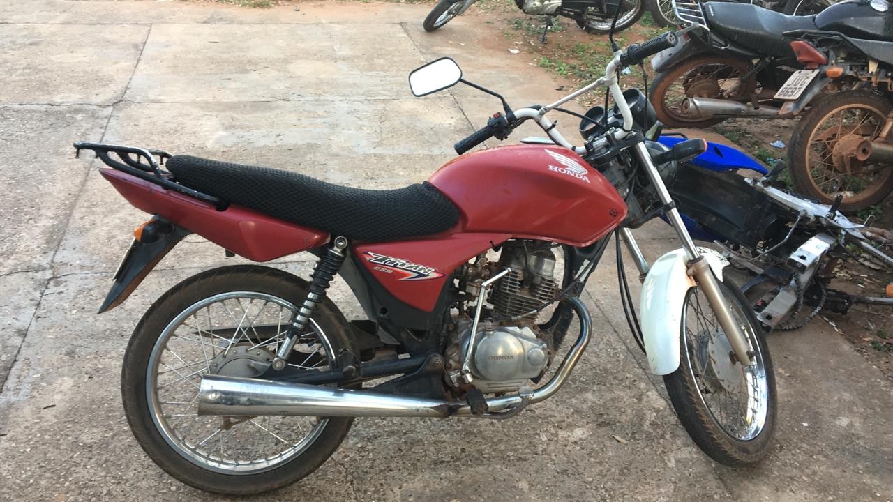Polícia Civil prende receptador que exigia R$ 2 mil para devolver motocicleta de vítima