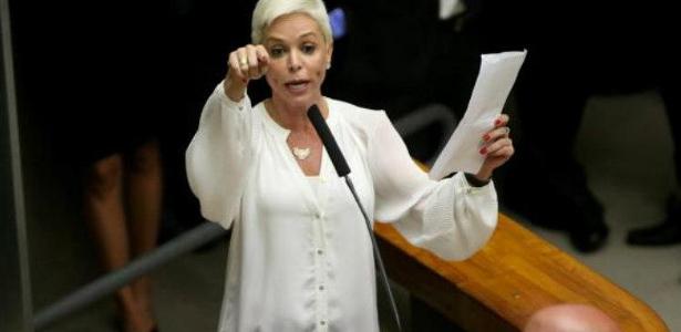 Nova ministra do Trabalho foi condenada em processo trabalhista a indenizar motorista que trabalhava 15 horas diárias