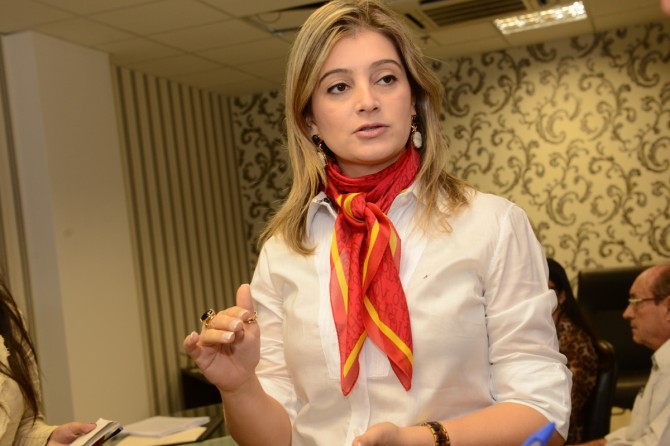 MPE pede na Justiça afastamento imediato da prefeita de Juara e indisponibilidade de bens dela e do procurador-geral do município