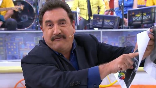 Ratinho tenta se explicar após ofender gays: 'Gosto muito deles'