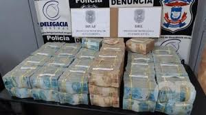 MISTÉRIO: Qual a origem da fortuna de quase R$ 5 milhões transportada em avião que fez pouso forçado em MT