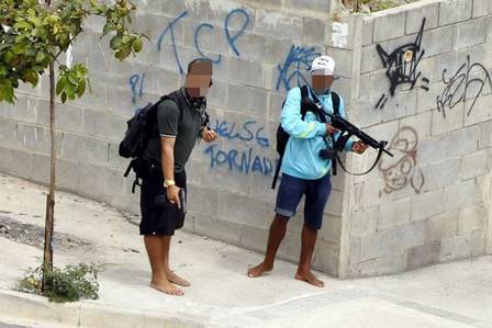 TERRA SEM LEI: Bandidos seguem roubando e matando no Rio, mesmo após intervenção do Exército